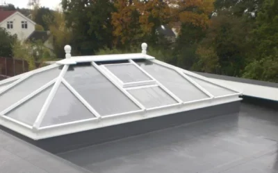 What is the best skylight for a flat roof?